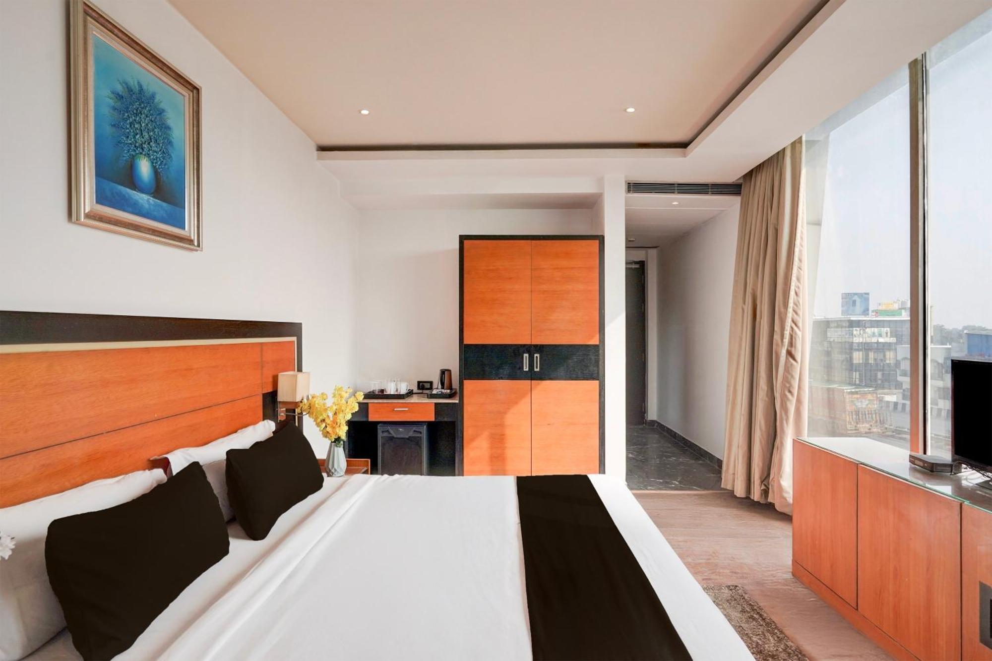 Townhouse Oak Agra Near Sultanganj Puliya Formerly Bb Grand Exterior foto