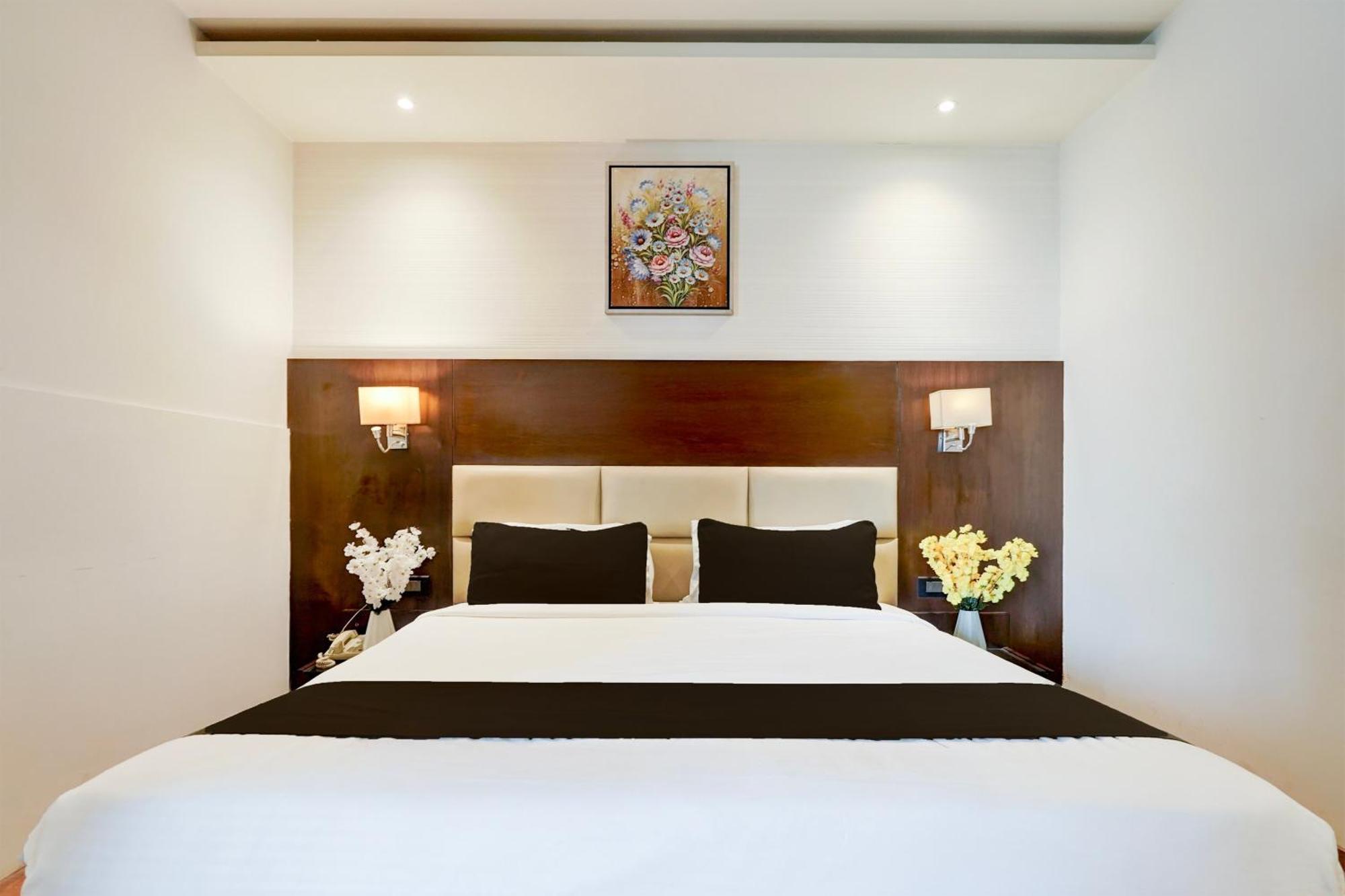 Townhouse Oak Agra Near Sultanganj Puliya Formerly Bb Grand Exterior foto